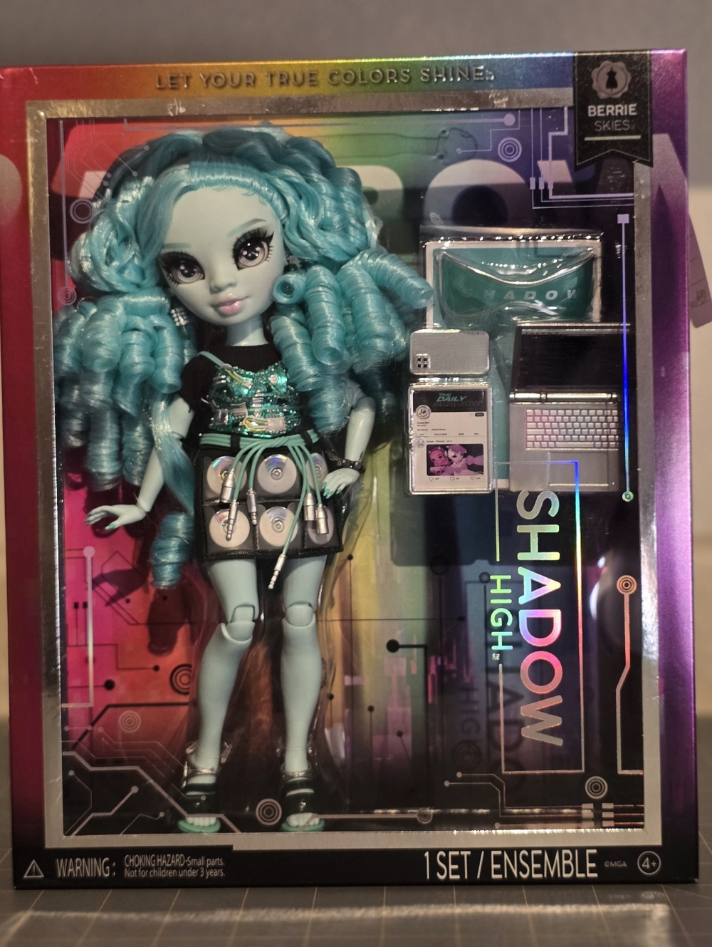 Rainbow High/Shadow High Berrie Skies Doll (×2) - Picture 3 of 4